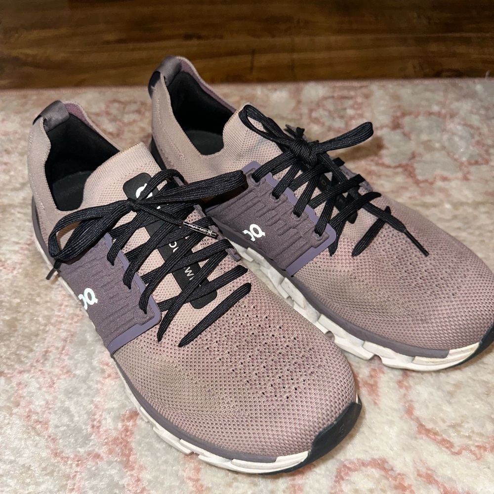 On Cloud Running Purple and Black Sneakers